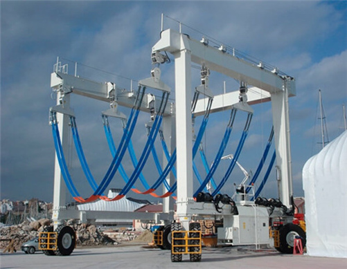 marine travel lift